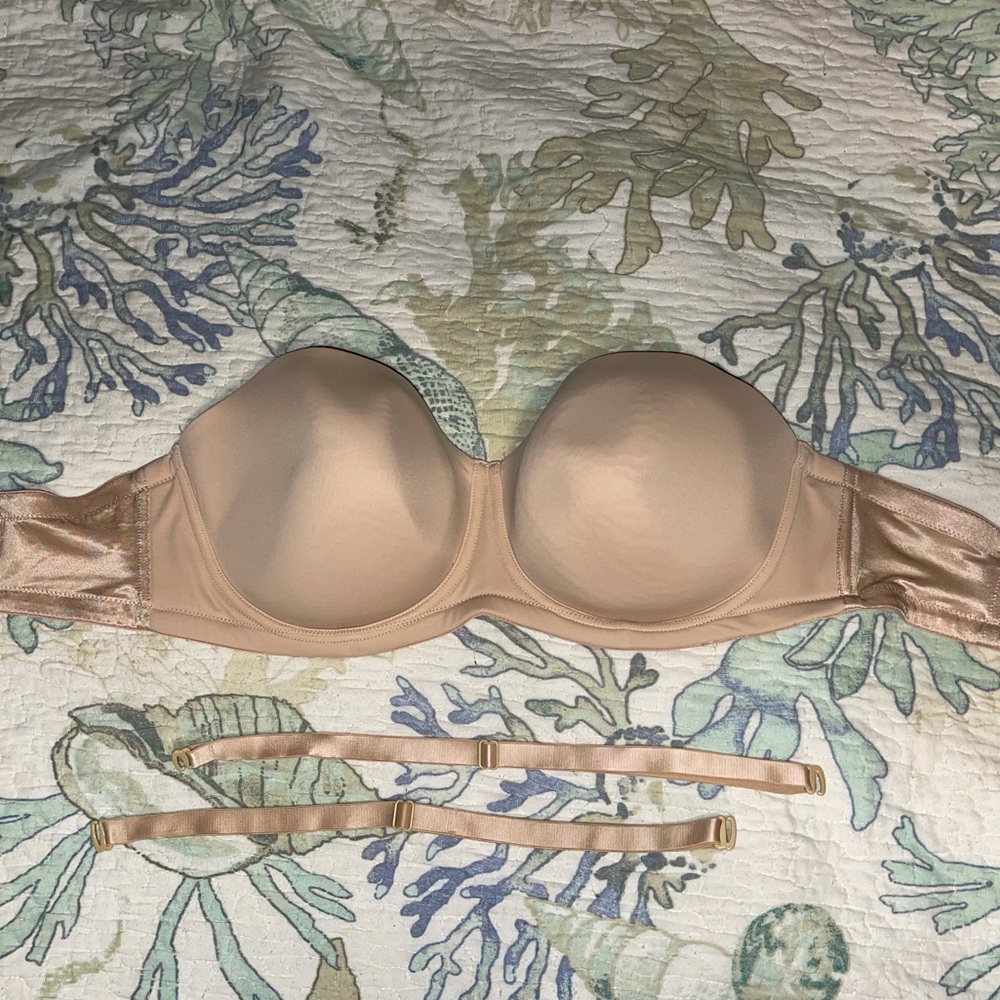 Nude strapless bra
